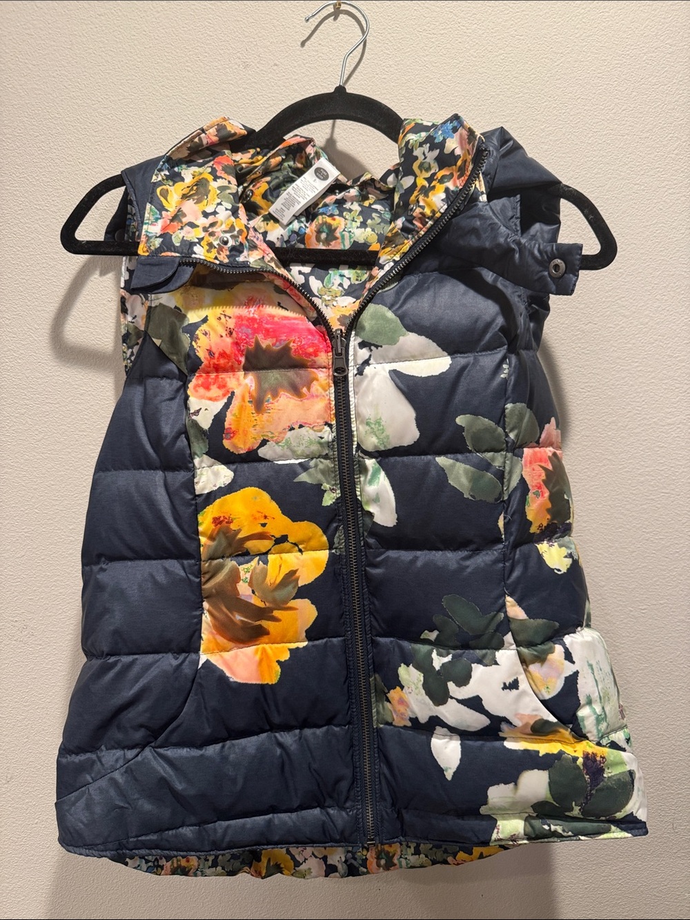 Pure Good REVERSIBLE Navy Floral Puffer Vest